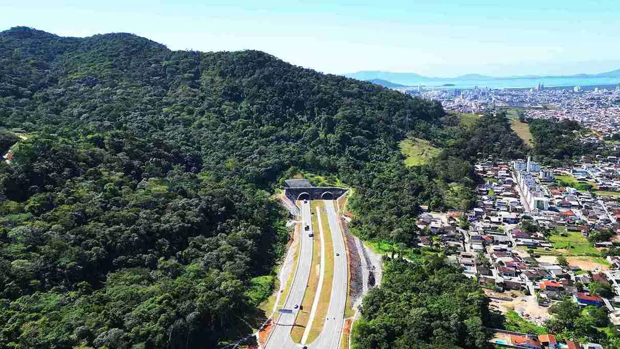 Contorno Viário da Grande Florianópolis: uma nova realidade para o morador local e para o desenvolvimento de Santa Catarina | Foto: Arteris/Divulgação.