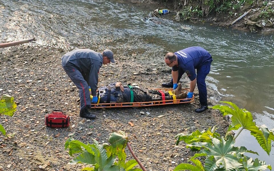 O incidente foi atendido pelo Corpo de Bombeiros. | Foto: Amarildo Volpato / Rádio Clube