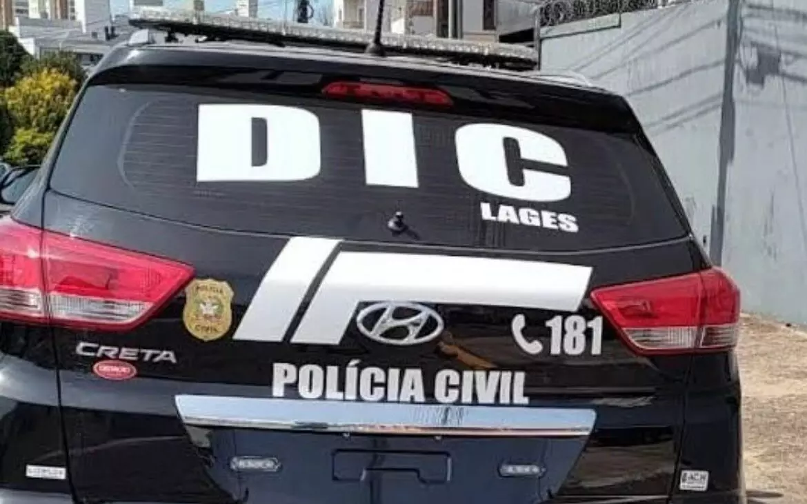 Homem é preso em Lages. | Foto: PCSC