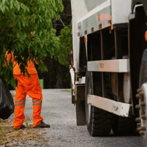 Descarte de lixo na área rural: Semana reforça cronograma