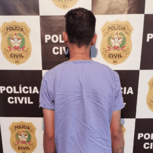 Homem é preso após se passar por médico para atuar em hospital e UPA da Serra catarinense