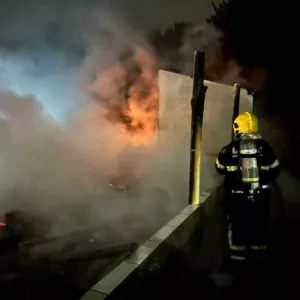 Incêndio consome casa no Meio-Oeste catarinense