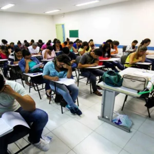 Lages registra abstenção abaixo da média em concurso da SED