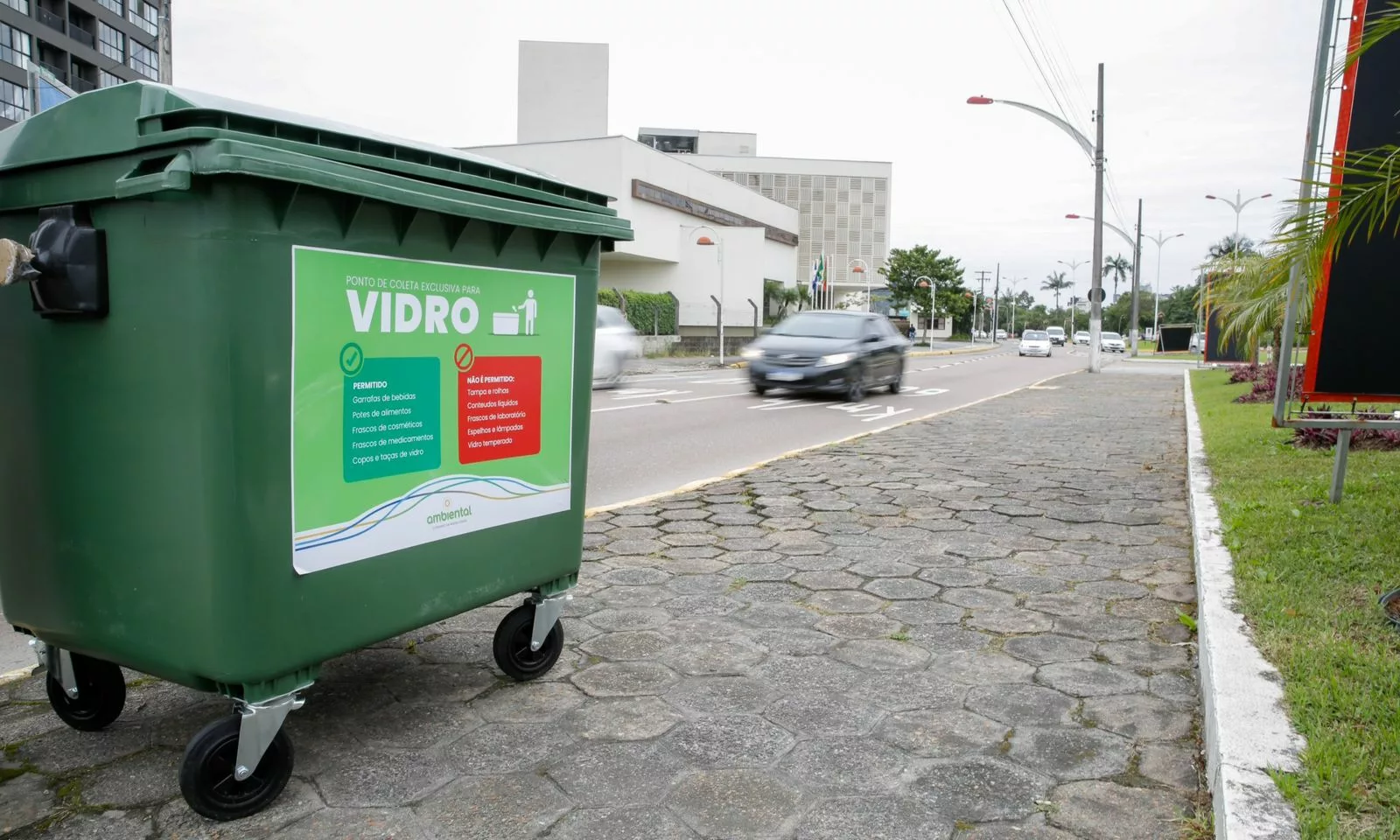 Novo sistema de coleta de vidros é lançado em Joinville. – Foto: Reprodução