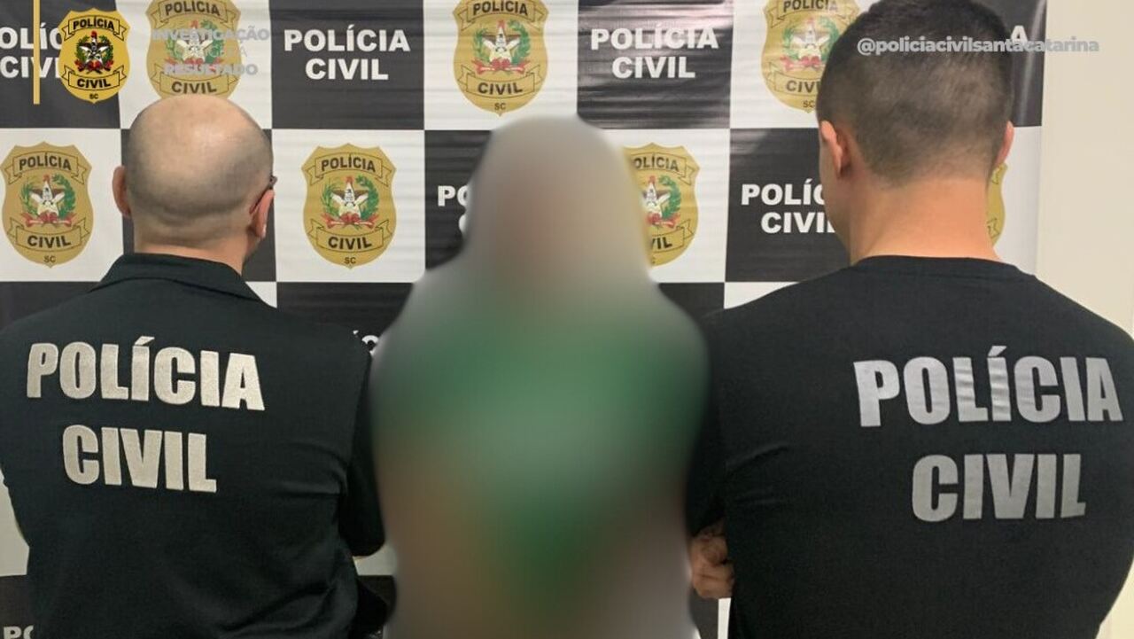 Padrasto foge com a esposa para a Argentina e é preso acusado de estuprar enteada | Foto: Polícia Civil de Santa Catarina