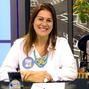 Candidata a prefeita sofre atentado a tiros: "Eu estava com duas crianças no banco de trás"