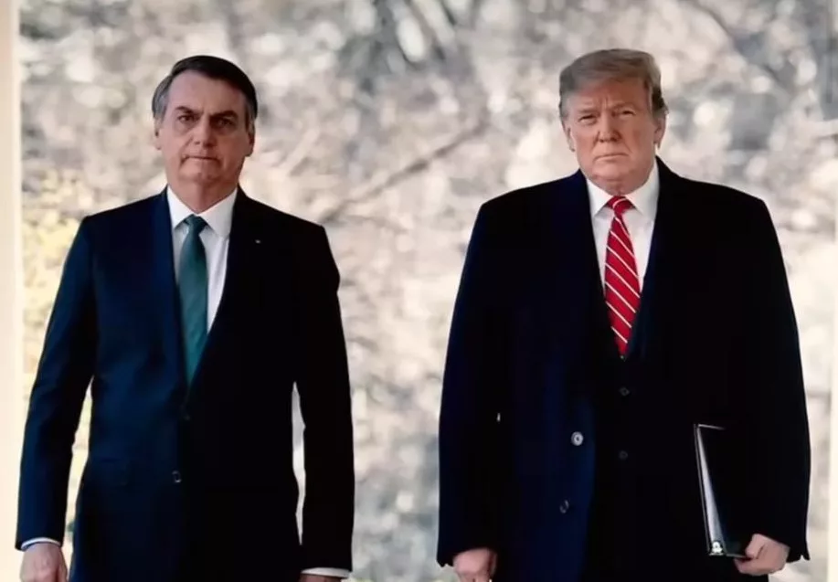 Bolsonaro muda postura e parabeniza rapidamente Trump pela vitória | Imagem: reprodução/Redes sociais