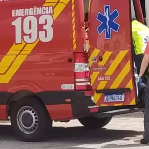 Criança é hospitalizada após ingerir perfume em Blumenau