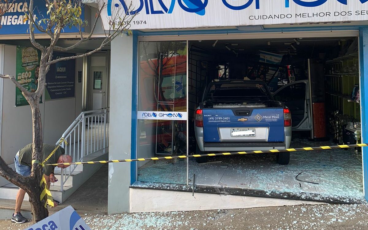 Veículo envolvido na colisão | Imagem: Corpo de Bombeiros/Reprodução