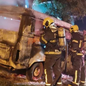 Veículo incendiado em Lages. | Foto: CBMSC