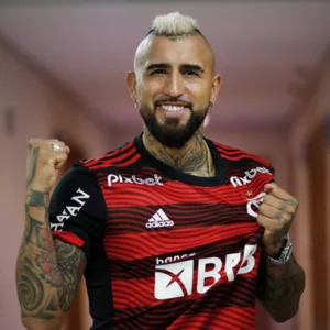 Ex-jogador do Flamengo está sendo acusado de agressão sexual. - Foto: Flamengo/Reprodução