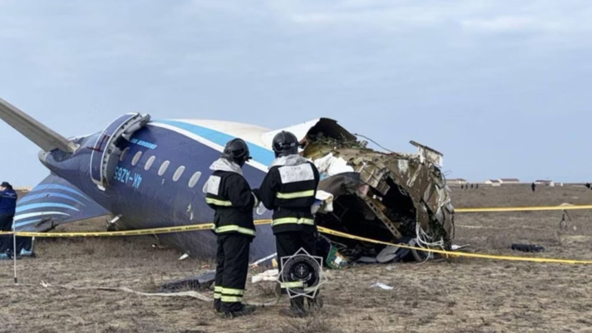 Avião com 67 pessoas cai no Cazaquistão; 28 sobrevivem. – Foto: Ministério de Situações de Emergência do Cazaquistão/Reprodução