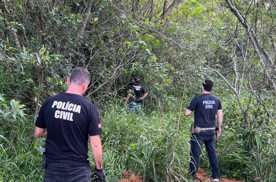 Em buscas a casal desaparecido, Polícia Civil de SC encontra corpo de outra pessoa. | Foto: Polícia Civil de SC/Divulgação  