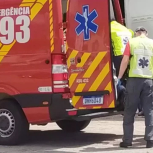 Homem fica ferido após ser atingido por equipamento em empresa no Vale do Itajaí