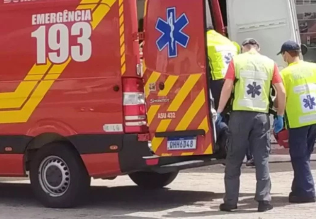 Homem fica ferido após ser atingido por equipamento em empresa no Vale do Itajaí