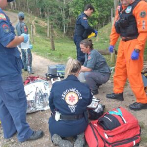 Idoso morre após veículo cair em Lagoa no Alto Vale do Itajaí