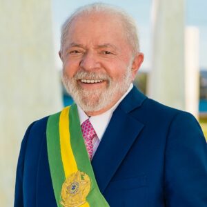 Lula apresenta febre e deverá passar por novo procedimento na noite desta quinta-feira | Foto: Redes Sociais