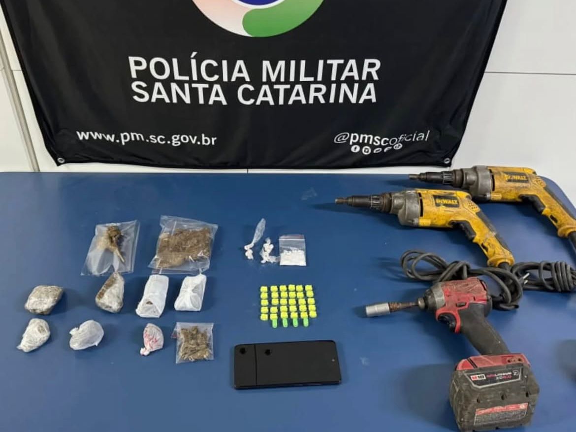 Polícia Militar apreende drogas e itens de furto em São Joaquim | Foto: PMSC Lages