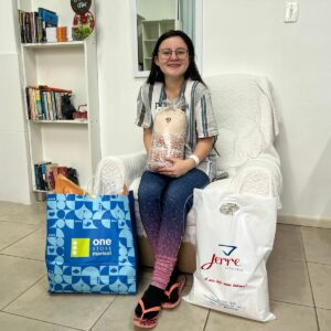 Premiação do "Gestante do Mês" une gerações de uma família