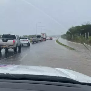 Chuva causa bloqueios e alagamentos em rodovias de SC