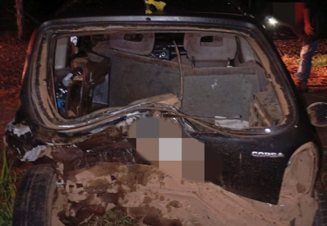 Colisão traseira e saída de pista deixa mulher ferida na BR-158