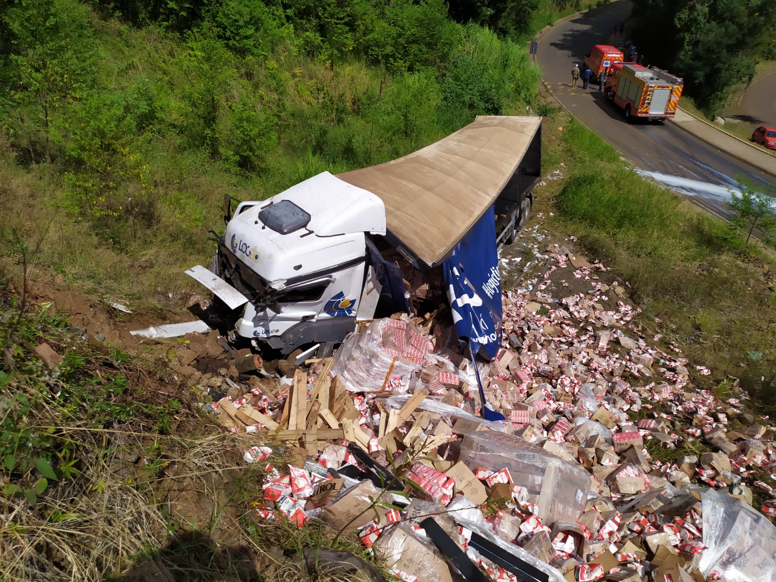 Saída de pista deixa motorista ferido no Meio-Oeste