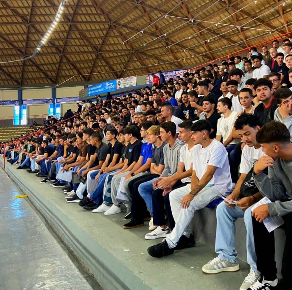 jovens participam de seleção para ingresso no serviço militar em Lages | Foto: Divulgação 1º Batalhão Ferroviário Lages