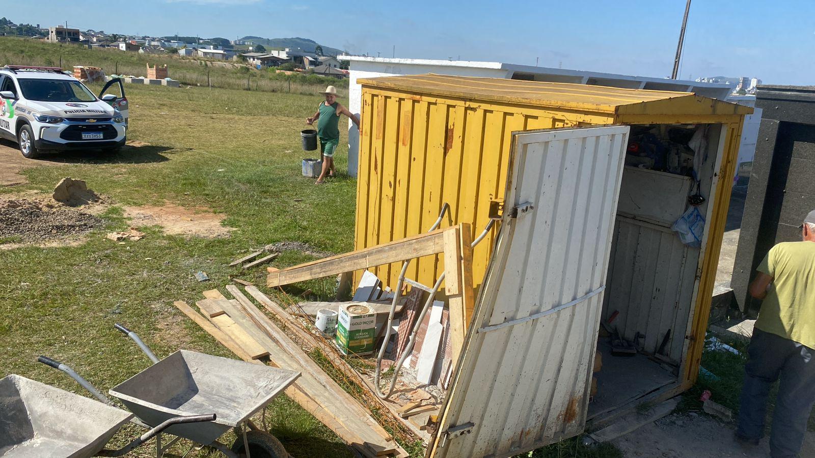 Cemitério é alvo de furto em Lages