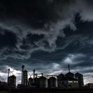 Alerta do Inmet prevê chuva intensa e ventos de até 100 km/h em todo o estado de SC