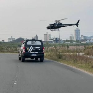 Homem é preso por furtar portas de alumínio em SC. - Foto: Imagem Ilustrativa/ DIC Tubarão/Reprodução