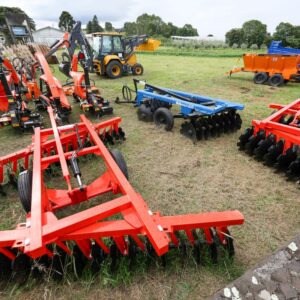 Governo do Estado entrega mais 21 equipamentos agrícolas na Serra Catarinense