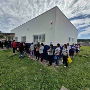 moradores reclamam de posto de saúde em Lages