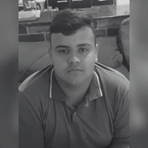 Adolescente de 16 anos morre após bicicleta colidir com caminhão em SC | Foto: Redes sociais