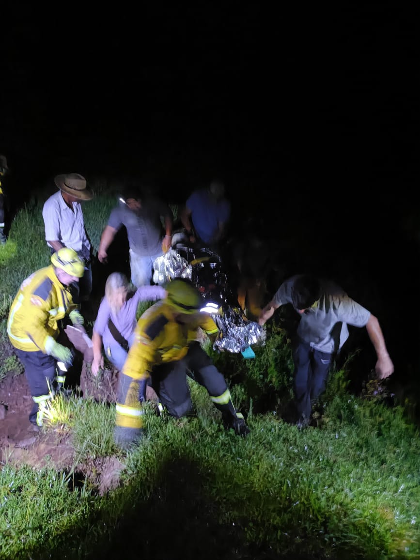 Homem é resgatado após cair de ribanceira de 30 metros na Serra | Foto: 5º BBM