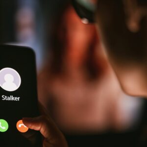 Stalker de casal em SC passará por exame psiquiátrico. - Foto: Canva/Reprodução