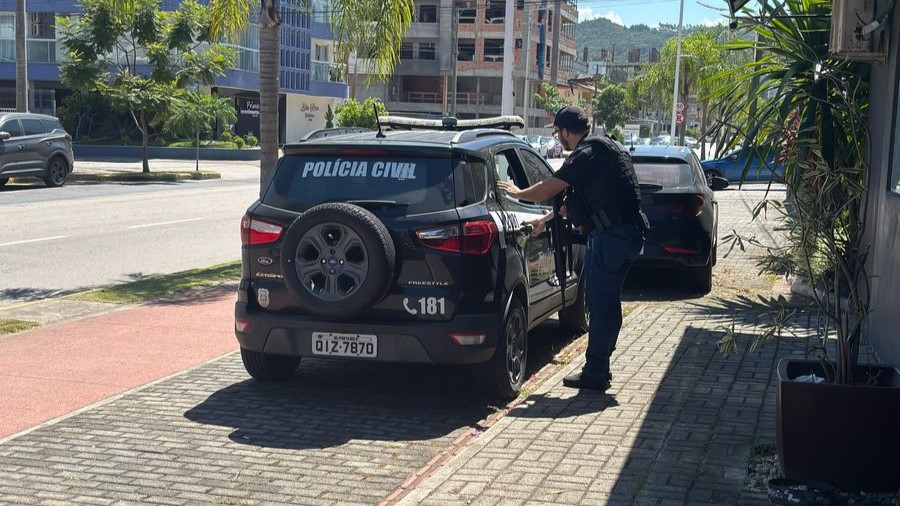 Massagista é preso após denúncias de importunação sexual em SC | Foto: PCSC