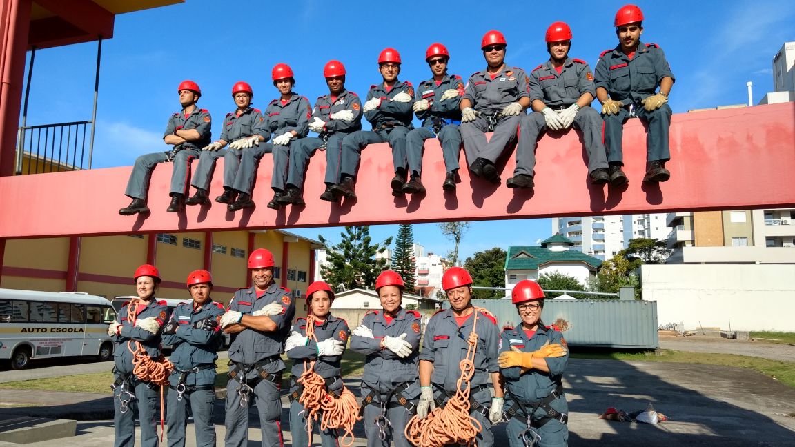 Curso de Bombeiro Comunitário do CBMSC está com inscrições abertas | Foto: Divulgação/CBMSC

