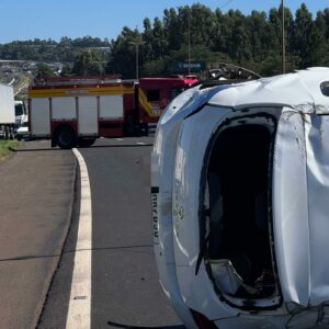 Morte da condutora foi confirmada ainda no local | Imagem: Corpo de Bombeiros | Reprodução