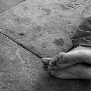 Homem em situação de rua é condenado por homicídio após briga por local para dormir - Foto: Imagem Ilustrativa/Canva/Reprodução