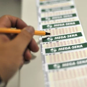 Aposta de SC ganha mais de R$ 52 milhões na Mega-Sena | Foto: Marcello Casal Jr/Agência Brasil, via SBT News