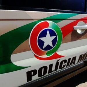 Mulher é presa por furto em escola de Correia Pintos | Foto: Polícia Militar/ Divulgação