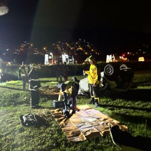 Carro colide e passageira morre após ser ejetada do veículo em Florianópolis | Foto: CBMSC/Divulgação