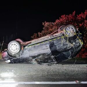 Motorista abandona veículo após capotamento na SC-110 | Foto: 10º Grupo PMRV de Painel/SC