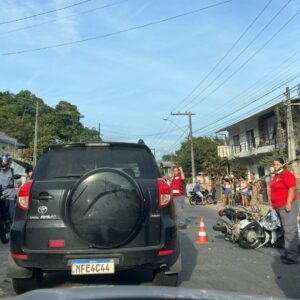 Grave acidente com motos deixa dois motoristas mortos em SC | Foto: Ana Zigart/Reprodução
