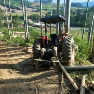 Trator anda 'sozinho', atropela e mata idoso em pequena cidade de SC | Foto: CBMSC/Reprodução