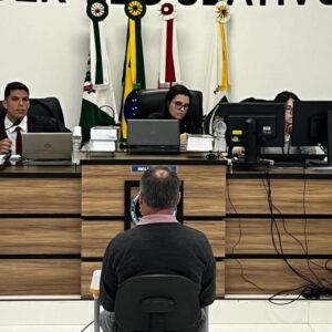 Homem que matou ex-mulher na frente do filho é condenado a 42 anos de prisão | Foto: Rodrigo Antunes/Alessandra Simionato