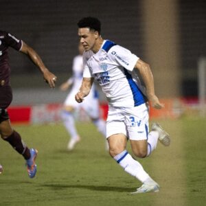 Avaí empata com a Ferroviária fora de casa e se mantém no G-4 da Série B | Foto: Guilherme Griebeler/Avaí F.C.