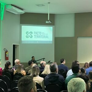 Ex-prefeito de Porto Alegre compartilha experiências para pacto de desenvolvimento em Lages | Foto: Isabela Reche/ Rádio Clube de Lages