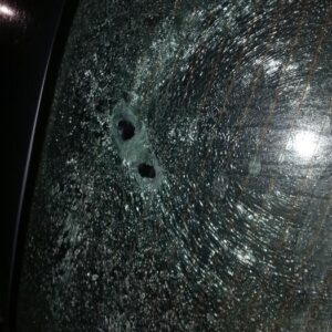 Facção entra em área da rival e provoca noite de terror na comunidade 
