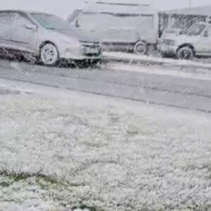 Neve, chuva congelada e sincelo saiba a diferença entre esses fenômenos| Foto:  Josimar Benet